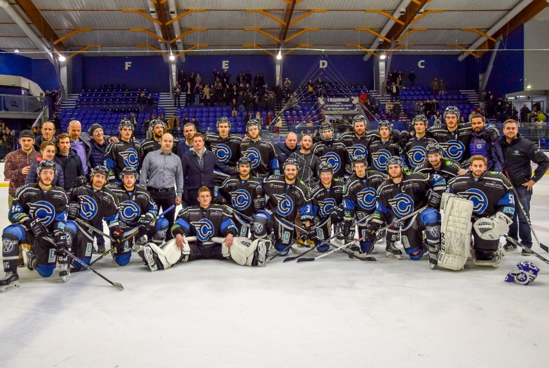 Photo hockey Division 1 - Division 1 : Nantes (Les Corsaires) - Entretien exclusif avec Hubert Dogémont Président des Corsaires de Nantes