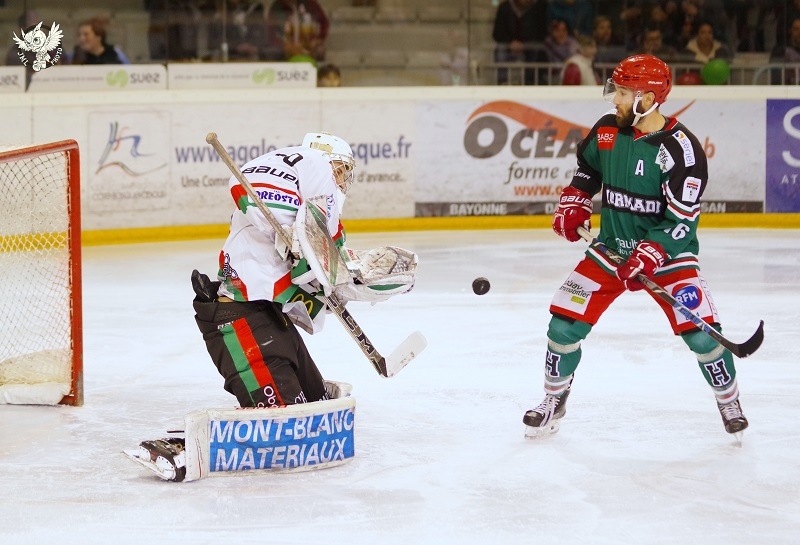 Photo hockey Division 1 - Division 1 : playoff, quart de finale, match 1 : Anglet vs Mont-Blanc - Anglet d’un souffle