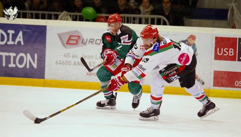 Photo hockey Division 1 - Division 1 : playoff, quart de finale, match 1 : Anglet vs Mont-Blanc - Anglet d’un souffle