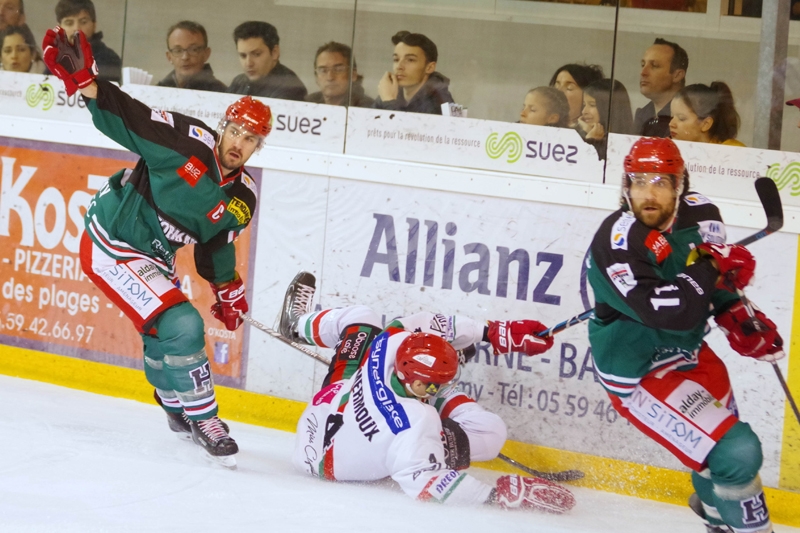 Photo hockey Division 1 - Division 1 : playoff, quart de finale, match 2 : Anglet vs Mont-Blanc - L’Hormadi breake