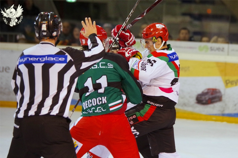 Photo hockey Division 1 - Division 1 : playoff, quart de finale, match 2 : Anglet vs Mont-Blanc - L’Hormadi breake