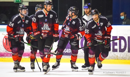 Photo hockey Division 1 - Division 1 - Préparation: Nantes VS Bordeaux 1-4