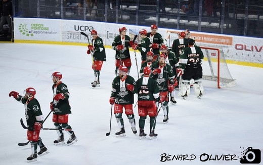 Photo hockey Division 1 - Division 1 - Quart de Finale match 1 : Cergy-Pontoise vs Dunkerque - Cergy remporte les deux premières batailles