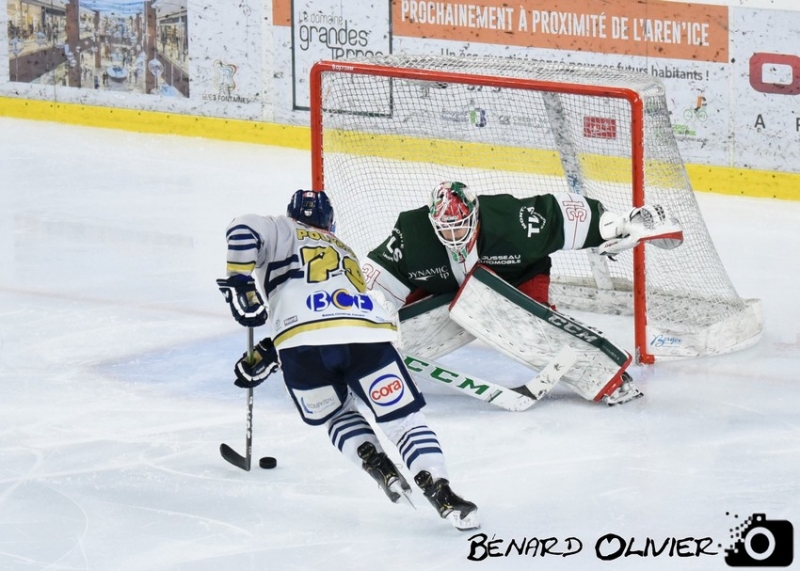 Photo hockey Division 1 - Division 1 - Quart de Finale match 1 : Cergy-Pontoise vs Dunkerque - Cergy remporte les deux premières batailles
