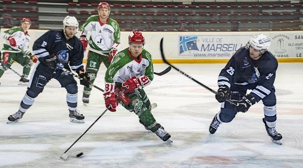 Photo hockey Division 1 - Division 1 - Un duel de prétendants + sondage
