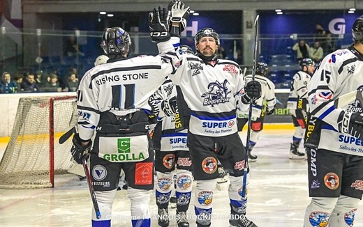 Photo hockey Division 1 - Poule de Maintien - Tour 1 - Match 1 : Nantes vs Courchevel-Méribel-Pralognan - Le HCMP frappe fort d’entrée et s’impose à Nantes