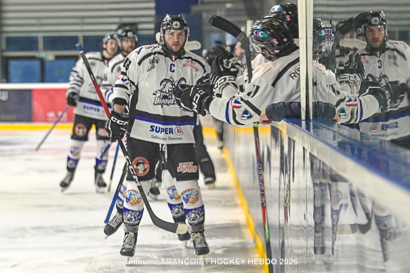 Photo hockey Division 1 - Poule de Maintien - Tour 1 - Match 5 : Nantes vs Courchevel-Méribel-Pralognan - Nantes au bout du souffle, les Corsaires arrachent leur maintien