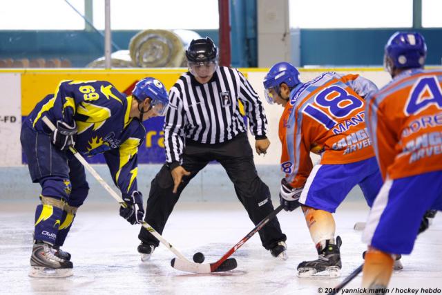 Photo hockey Division 2 -  : Clermont-Ferrand vs Limoges - Clermont trébuche en mode réglage