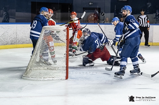 Photo hockey Division 2 - Coupe de France - 1er Tour : Paris (FV) vs Courbevoie  - Les Français Volants accèdent au 2ème tour.