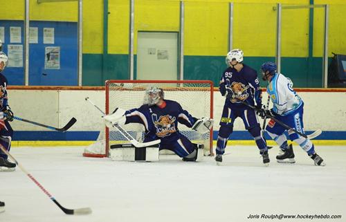 Photo hockey Division 2 - D2 : 12ème journée - A : Avignon vs Villard-de-Lans - Fin d
