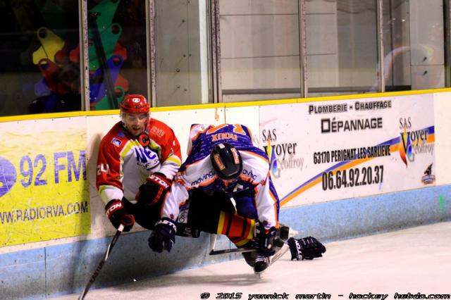Photo hockey Division 2 - D2 : 14ème journée - A : Clermont-Ferrand vs Meudon - Clermont renoue avec la victoire