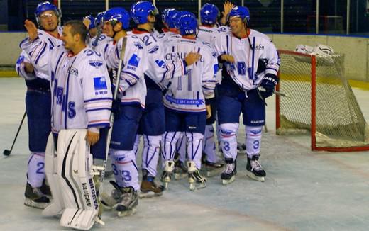Photo hockey Division 2 - D2 : 14ème journée - B : Paris (FV) vs Strasbourg II - Les Volants fondent sur Val Vanoise !