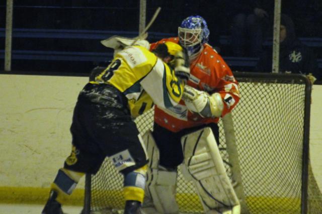 Photo hockey Division 2 - D2 : 15ème journée - B : Amnéville vs Viry Hockey 91 - Les Galaxians renouent avec la victoire 