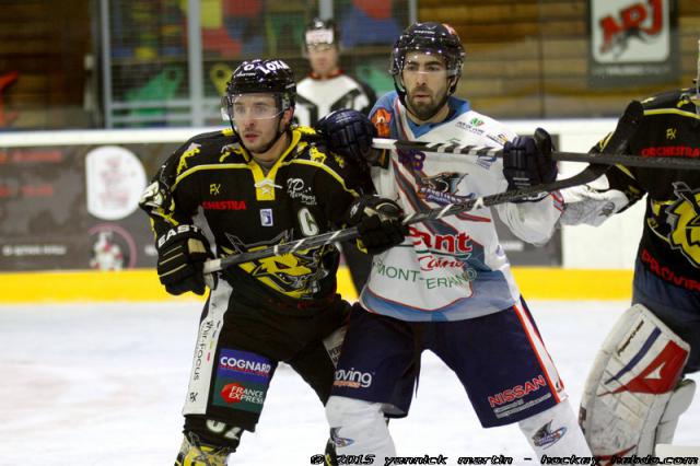 Photo hockey Division 2 - D2 : 17ème journée - A : Roanne vs Clermont-Ferrand - Derby gagnant mais pour Clermont