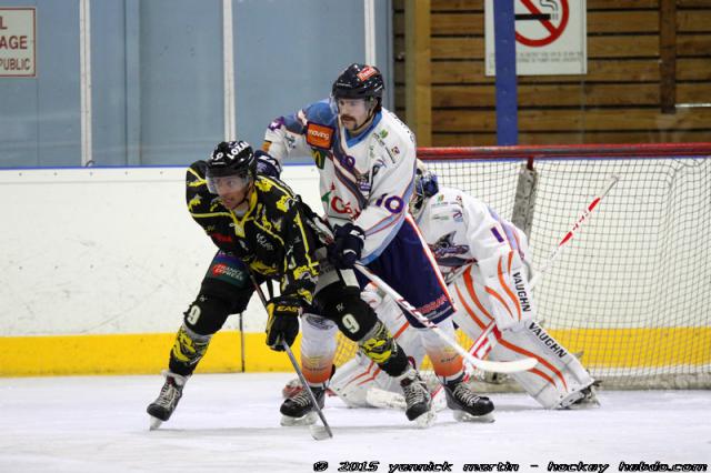Photo hockey Division 2 - D2 : 17ème journée - A : Roanne vs Clermont-Ferrand - Derby gagnant mais pour Clermont