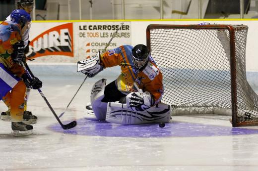Photo hockey Division 2 - D2 : 1ère journée - A : Clermont-Ferrand vs Rouen II - Clermont fait un flop