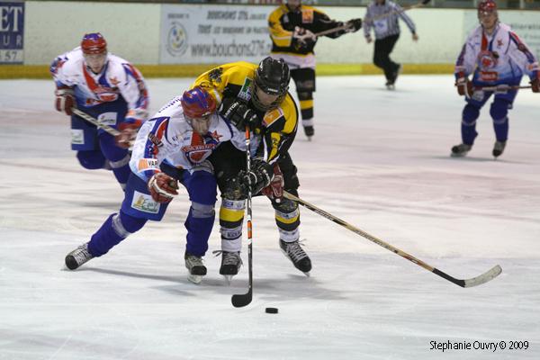 Photo hockey Division 2 - D2 : 2ème journée poule A : Rouen II vs Lyon - D2 : Lyon logique mais dur
