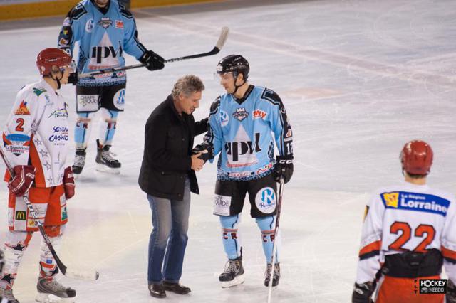 Photo hockey Division 2 - D2 : 5ème journée - B : Tours  vs Amnéville - Tours fait le métier