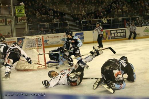 Photo hockey Division 2 - D2 : 6ème journée - B : Tours  vs Nantes - Abordage des Remparts réussi pour les Corsaires