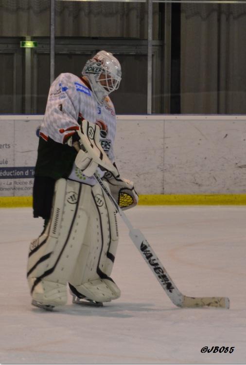 Photo hockey Division 2 - D2 : 8ème journée - A : La Roche-sur-Yon vs Cergy-Pontoise - Dominer n