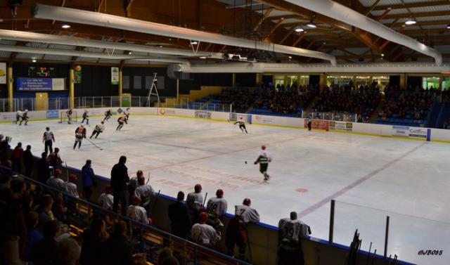 Photo hockey Division 2 - D2 : 8ème journée - A : La Roche-sur-Yon vs Cergy-Pontoise - Dominer n