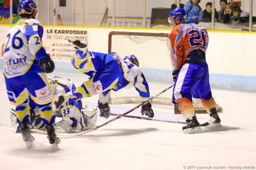 Photo hockey Division 2 - D2 : 8ème journée - B : Clermont-Ferrand vs Toulon - Clermont, le crash