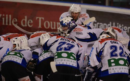 Photo hockey Division 2 - D2 : 9ème journée - B : Courchevel-Méribel-Pralognan vs Nantes - Chocs en série