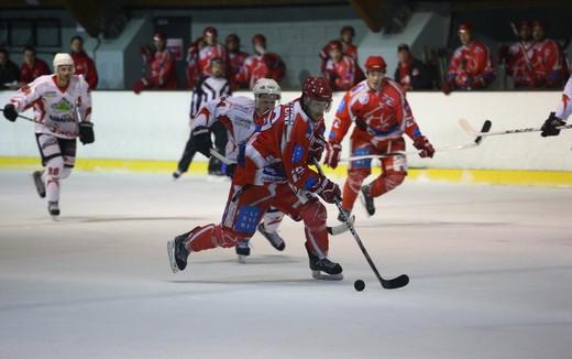 Photo hockey Division 2 - D2 : Play Off - 1/8ème de finale - Aller : Valence vs La Roche-sur-Yon - Les Lynx gagnent d