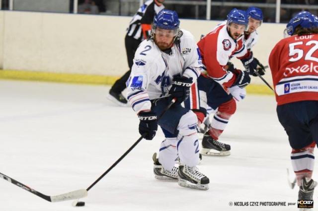 Photo hockey Division 2 - D2 : Play Off - 1/8ème de finale - Aller : Wasquehal Lille vs Paris (FV) - Atterrissage forcé dans le Nord pour les Volants
