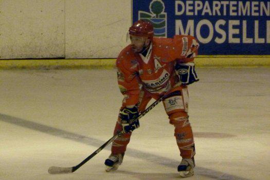 Photo hockey Division 2 - D2 : play-off, 1/4 de finale, match aller : Amnéville vs Dunkerque - Silence... On joue