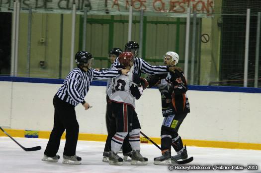 Photo hockey Division 2 - D2 : play-off, 1/8ème de finale, match retour : La Roche-sur-Yon vs Evry  - Quand l