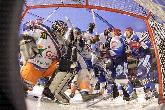 Photo hockey Division 2 - D2 : play-off, 1/8ème de finale, match retour : Lyon vs Clermont-Ferrand - Lyon, loin d