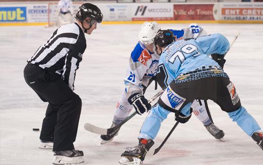 Photo hockey Division 2 - D2 : Play Offs 1/2 finale - match 1 : Tours  vs Courchevel-Méribel-Pralognan - C