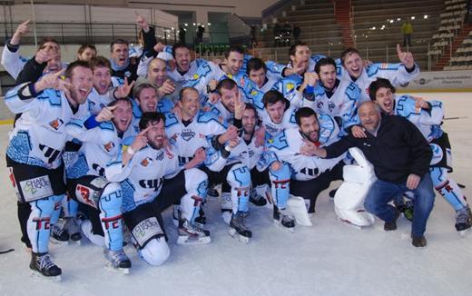 Photo hockey Division 2 - D2 : Play Offs 1/2 finale - match 2 : Courchevel-Méribel-Pralognan vs Tours  - L\