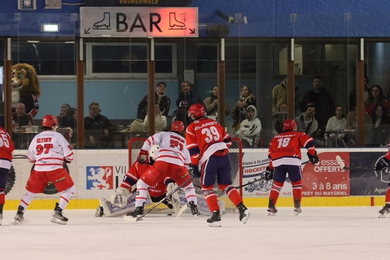 Photo hockey Division 2 - Division 2 - 1/2 de Finale - Match 1 : Lyon vs Valence - Le petit poucet peut continuer à rêver
