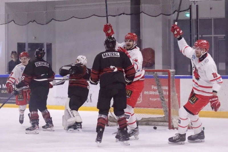 Photo hockey Division 2 - Division 2 - 1/4 de Finale - Match 3 : Toulouse-Blagnac vs Valence - Valence décolle de Blagnac
