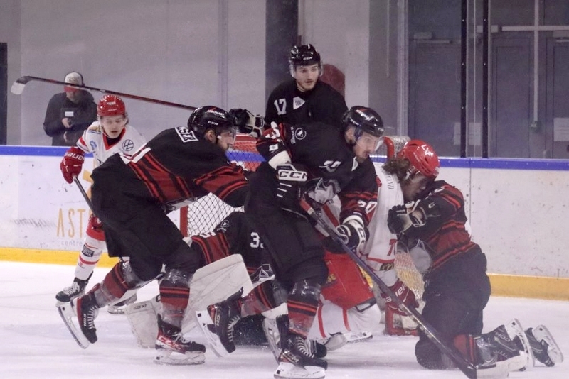 Photo hockey Division 2 - Division 2 - 1/4 de Finale - Match 3 : Toulouse-Blagnac vs Valence - Valence décolle de Blagnac