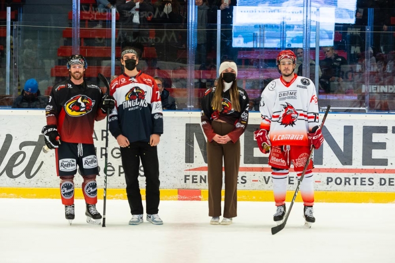 Photo hockey Division 2 - Division 2 : 11ème journée : Morzine-Avoriaz vs Valence - Les leaders Morzinois prennent  leur revanche face aux Lynx 