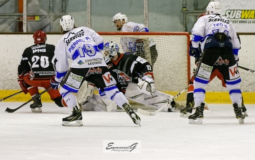 Photo hockey Division 2 - Division 2 : 11ème journée : Valence vs Courchevel-Méribel-Pralognan - Valence s