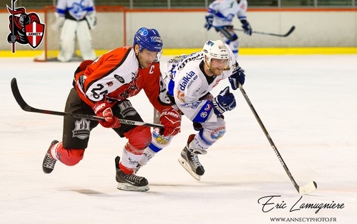 Photo hockey Division 2 - Division 2 : 13ème journée : Annecy vs Courchevel-Méribel-Pralognan - Un derby explosif