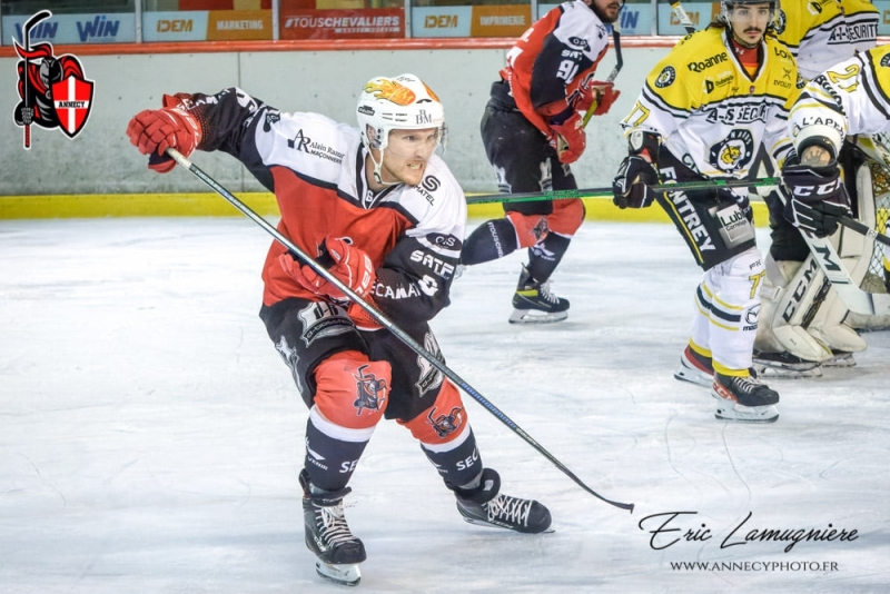 Photo hockey Division 2 - Division 2 : 13ème journée : Annecy vs Roanne - Les Chevaliers intraitables à domicile