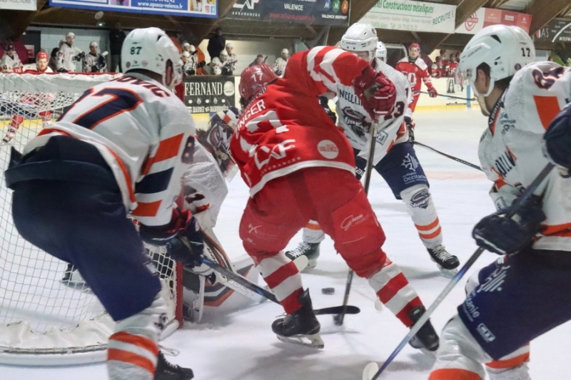 Photo hockey Division 2 - Division 2 : 13ème journée : Valence vs Montpellier  - Montpellier prend le large grâce à sa défense