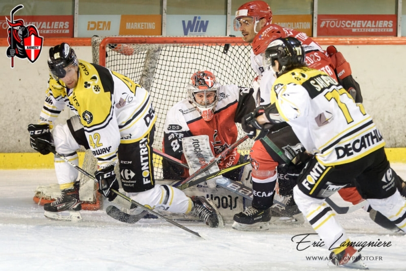 Photo hockey Division 2 - Division 2 : 13ème journée : Annecy vs Roanne - Les Chevaliers intraitables à domicile Photo hockey Division 2 - Division 2 : 13ème journée : Annecy vs Roanne - Les Chevaliers intraitables à domicile