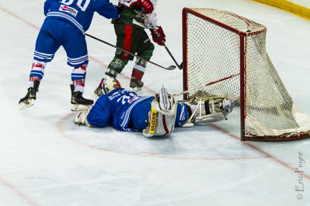Photo hockey Division 2 - Division 2 : 14ème journée - A : Marseille vs Cergy-Pontoise - La hiérarchie respectée
