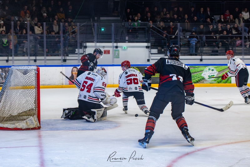 Photo hockey Division 2 - Division 2 : 14ème journée : Toulouse-Blagnac vs Annecy - Toulouse en Prince face aux chevaliers