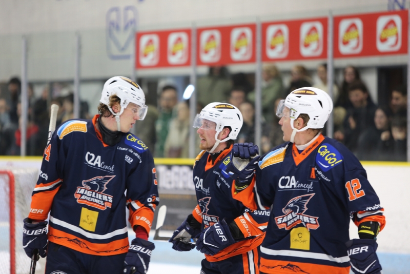 Photo hockey Division 2 - Division 2 : 16ème journée : Clermont-Ferrand vs Montpellier  - Clermont fait aussi chuter Montpellier