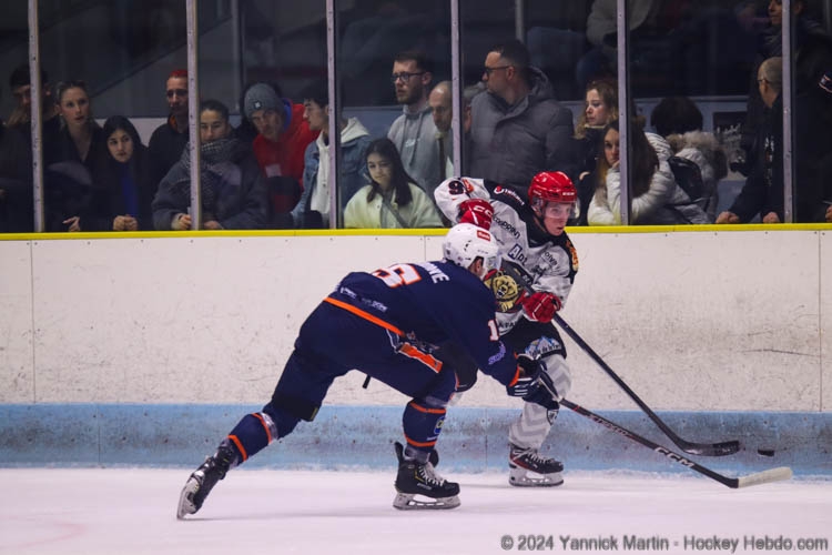 Photo hockey Division 2 - Division 2 : 17ème journée : Clermont-Ferrand vs Vaujany - Partie de hockey cauchemardesque pour Clermont