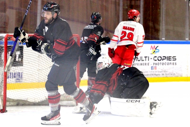 Photo hockey Division 2 - Division 2 : 17ème journée : Toulouse-Blagnac vs Valence - Victoire « Capitole » de Valence à Toulouse