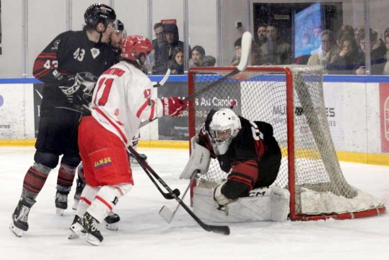 Photo hockey Division 2 - Division 2 : 17ème journée : Toulouse-Blagnac vs Valence - Victoire « Capitole » de Valence à Toulouse
