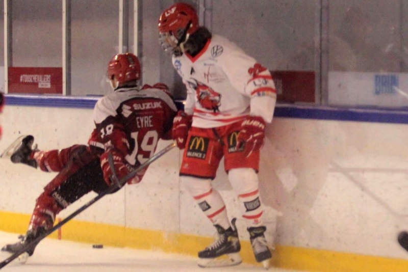 Photo hockey Division 2 - Division 2 : 18ème journée : Annecy vs Valence - Annecy stoppe Valence